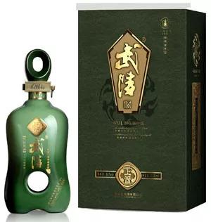 工商打假电话_白云皮具城打假公告_白云边酒业打假电话