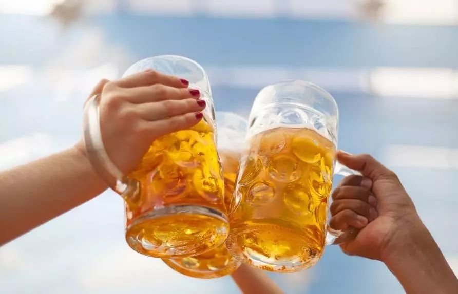 酒驾标准是和多少的白酒_半斤白酒算酒驾还是醉驾_2015酒驾醉驾处罚标准最新规定