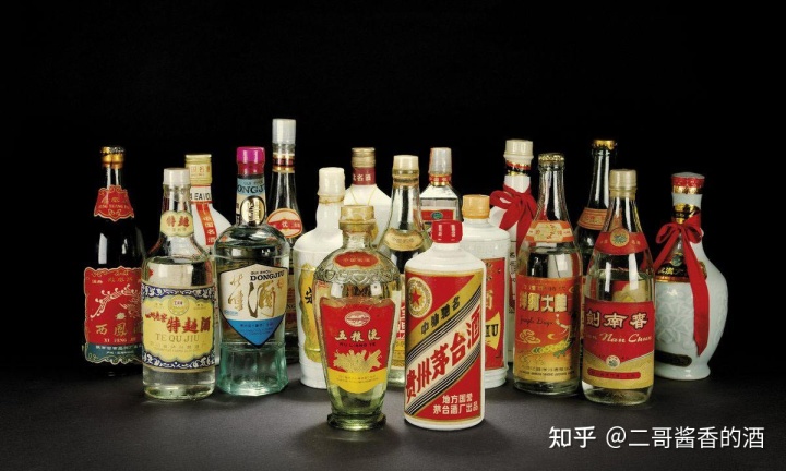 怎样辨别勾兑白酒_酒精勾兑白酒配方_白酒勾兑用水标准