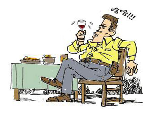 中国倒酒敬酒文化_中国餐桌酒文化_美国餐桌礼仪文化