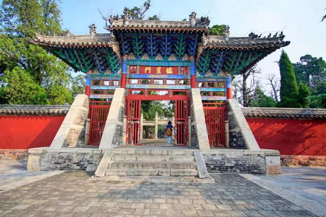 张裕爱斐堡酒庄住宿_张裕酒文化博物馆住宿_丹佛艺术博物设计师馆