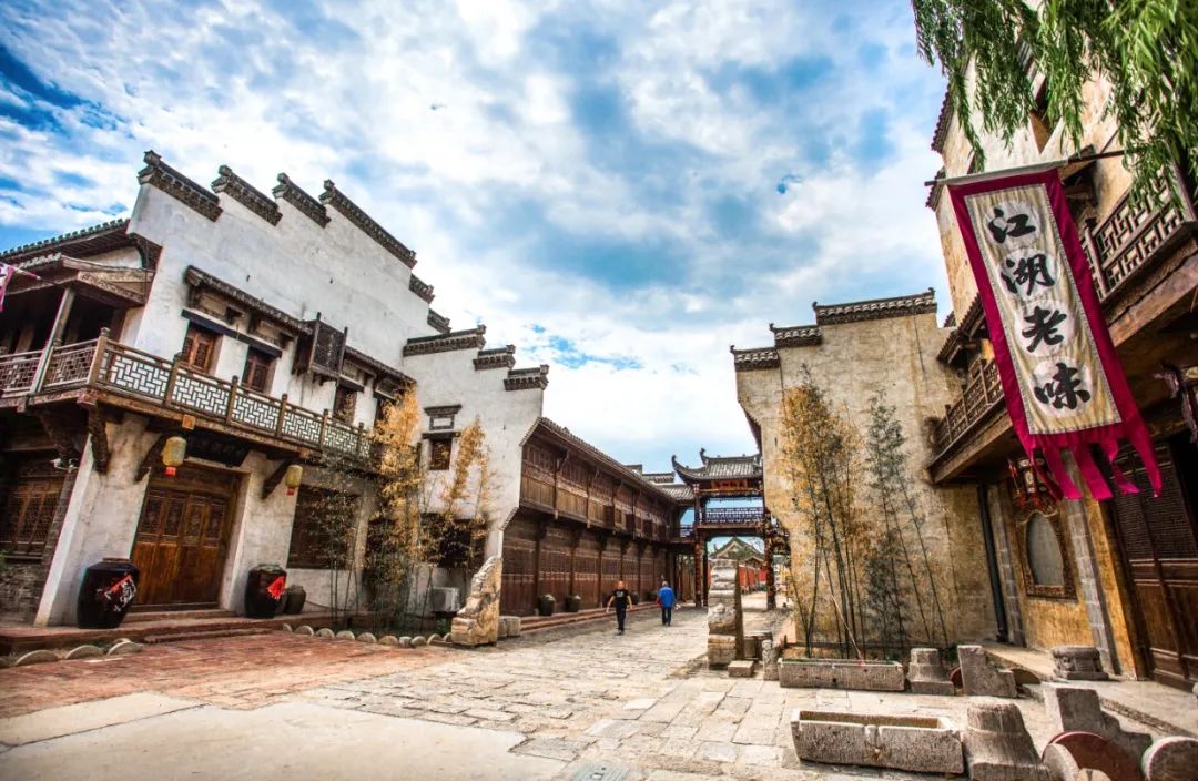 丹佛艺术博物设计师馆_张裕爱斐堡酒庄住宿_张裕酒文化博物馆住宿