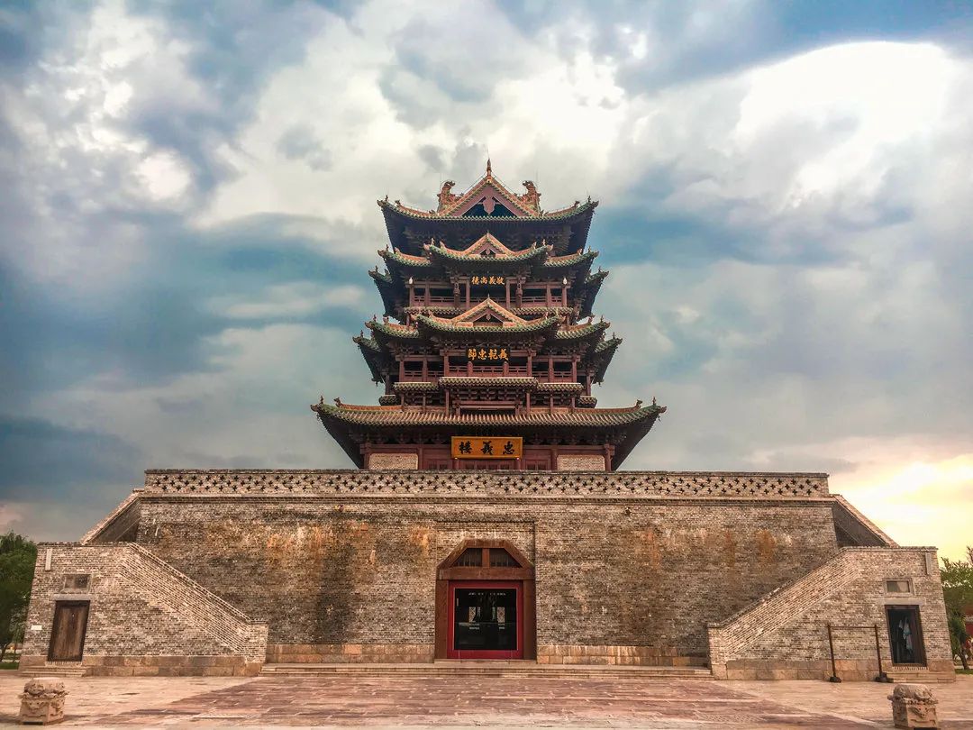 张裕酒文化博物馆住宿_丹佛艺术博物设计师馆_张裕爱斐堡酒庄住宿