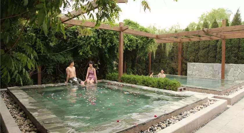 张裕爱斐堡酒庄住宿_张裕酒文化博物馆住宿_丹佛艺术博物设计师馆