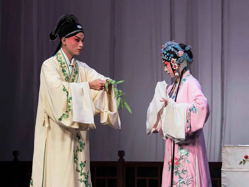 张裕酒文化博物馆住宿_丹佛艺术博物设计师馆_张裕爱斐堡酒庄住宿