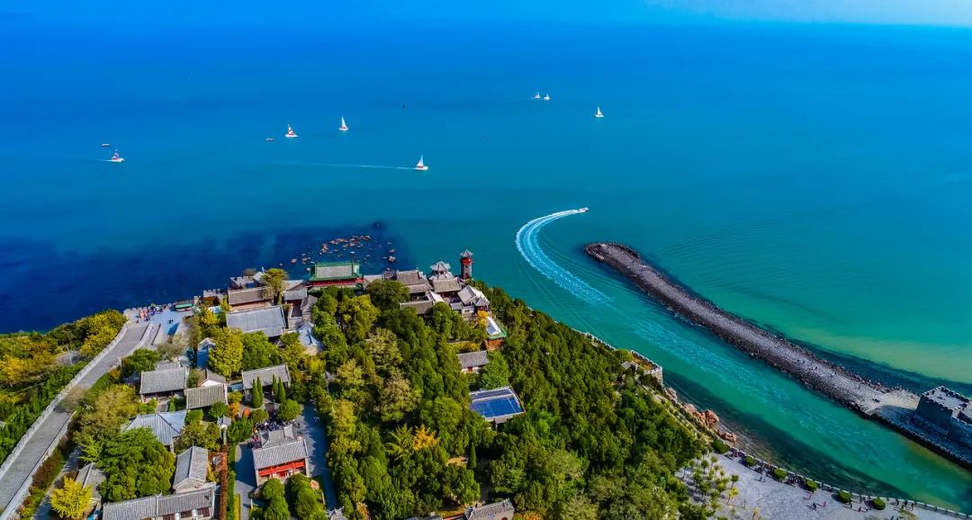 丹佛艺术博物设计师馆_张裕爱斐堡酒庄住宿_张裕酒文化博物馆住宿