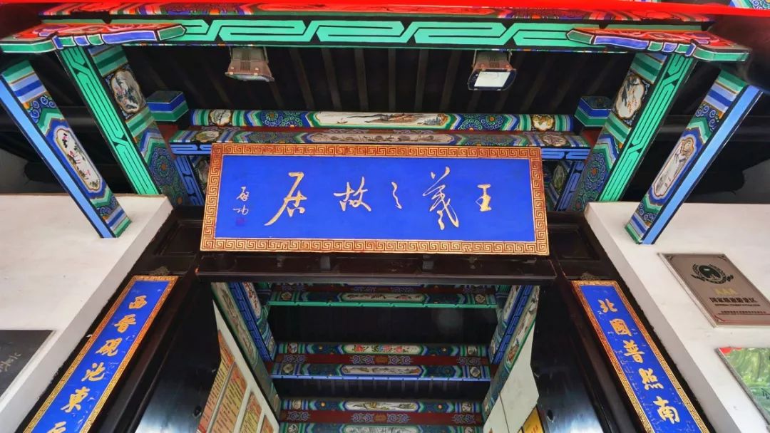 张裕爱斐堡酒庄住宿_丹佛艺术博物设计师馆_张裕酒文化博物馆住宿