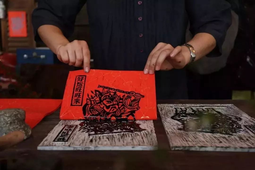 张裕爱斐堡酒庄住宿_丹佛艺术博物设计师馆_张裕酒文化博物馆住宿