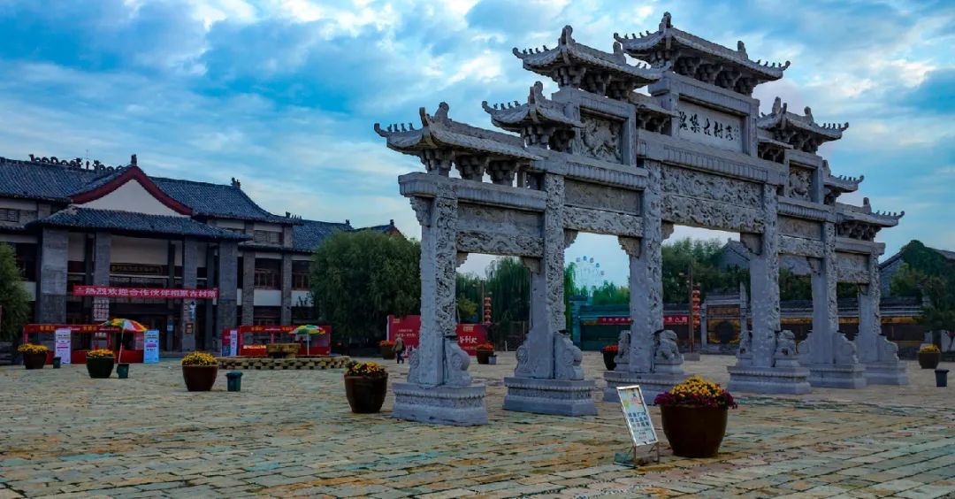 丹佛艺术博物设计师馆_张裕爱斐堡酒庄住宿_张裕酒文化博物馆住宿