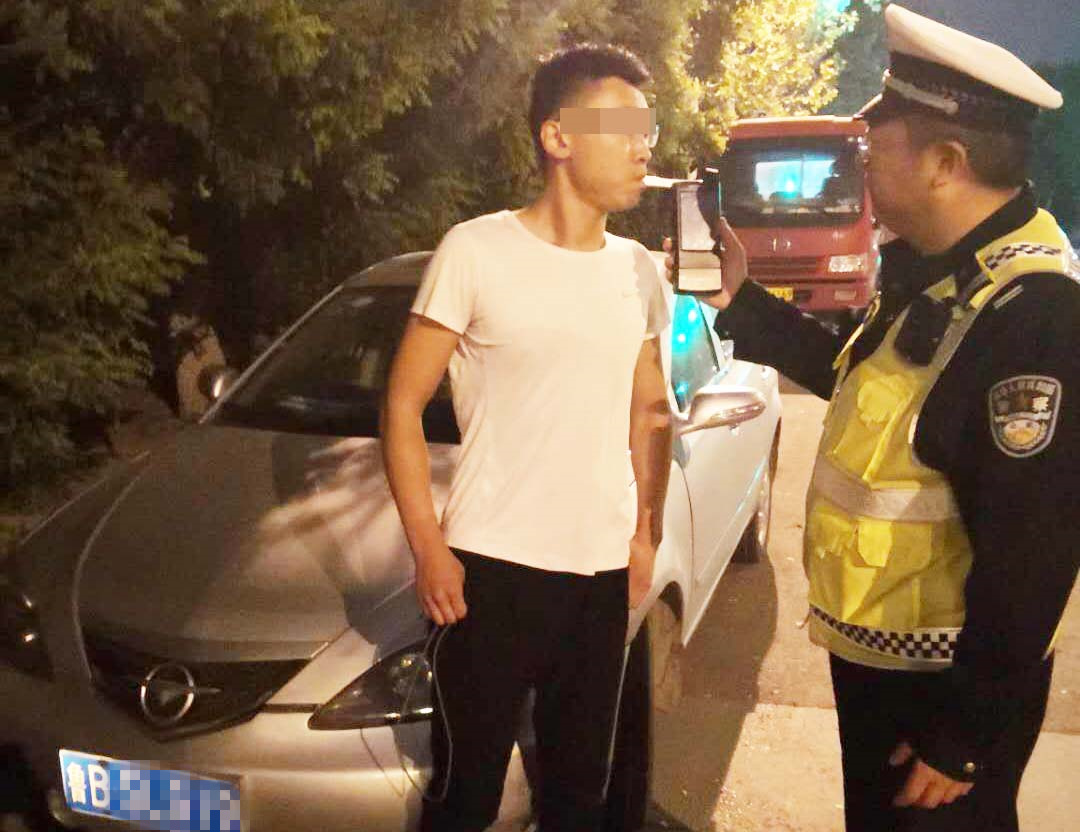 酒驾标准是和多少的白酒_酒驾醉驾处罚标准2018_2016酒驾醉驾处罚标准