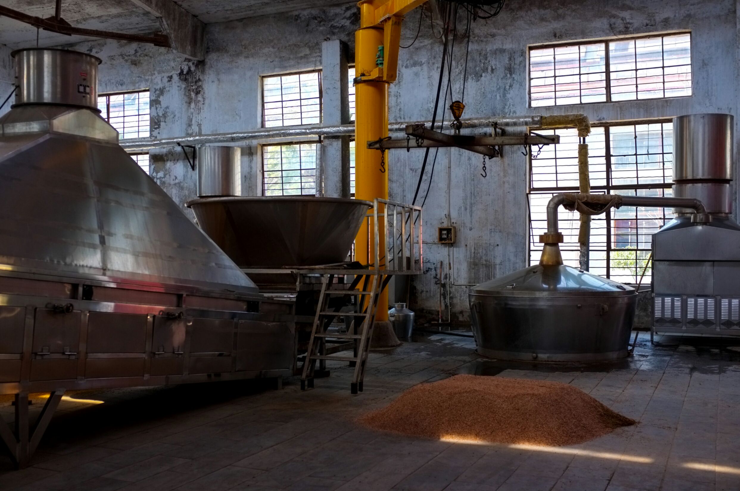 石家庄老杜酱酒_河北石家庄博物馆地酒天藏_石家庄 酒 公司