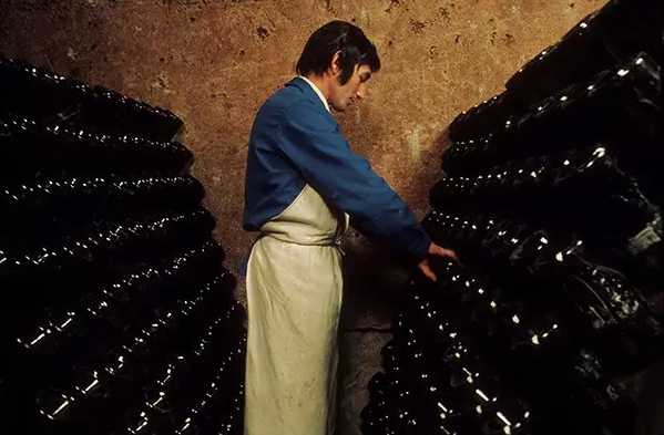 乌木珍品文化博物苑_杭州酒文化博物馆_河南博物馆主馆开了吗