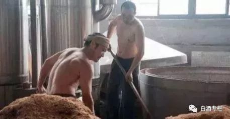 中国最便宜的三款纯粮食酒_中国十大纯粮食酒品牌_中国十大纯粮食酒品牌