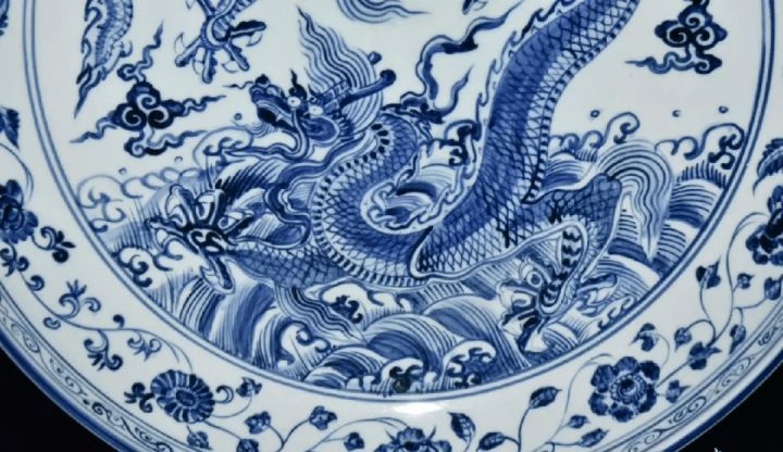 蓝至尊壹号是品牌酒吗_蓝至尊壹號十年绵雅型_苑草壹女装是几线品牌