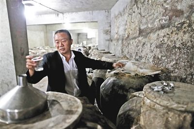 国宴酒30年陈酿酒买_酿酒与酒文化论文_53度山西国宴酒30年陈酿酒买