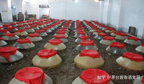 酒鬼年份酒公司_茅台镇假年份酒年份随意标_茅台年份酒公司