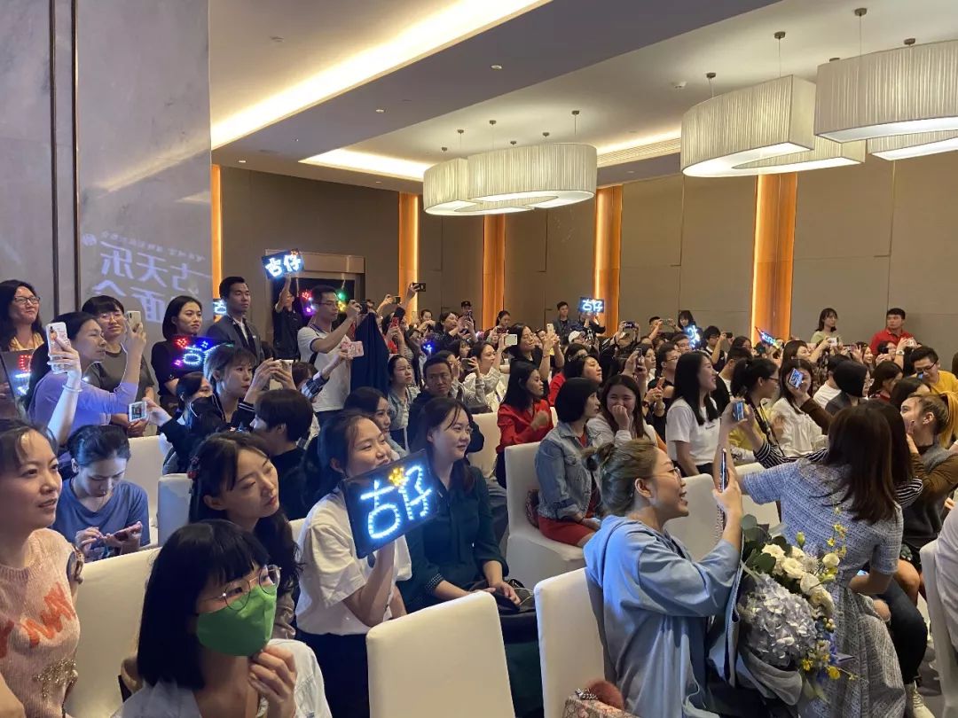 仁怀糊涂酒业招聘_广东糊涂酒业有限公司_百年糊涂酒业