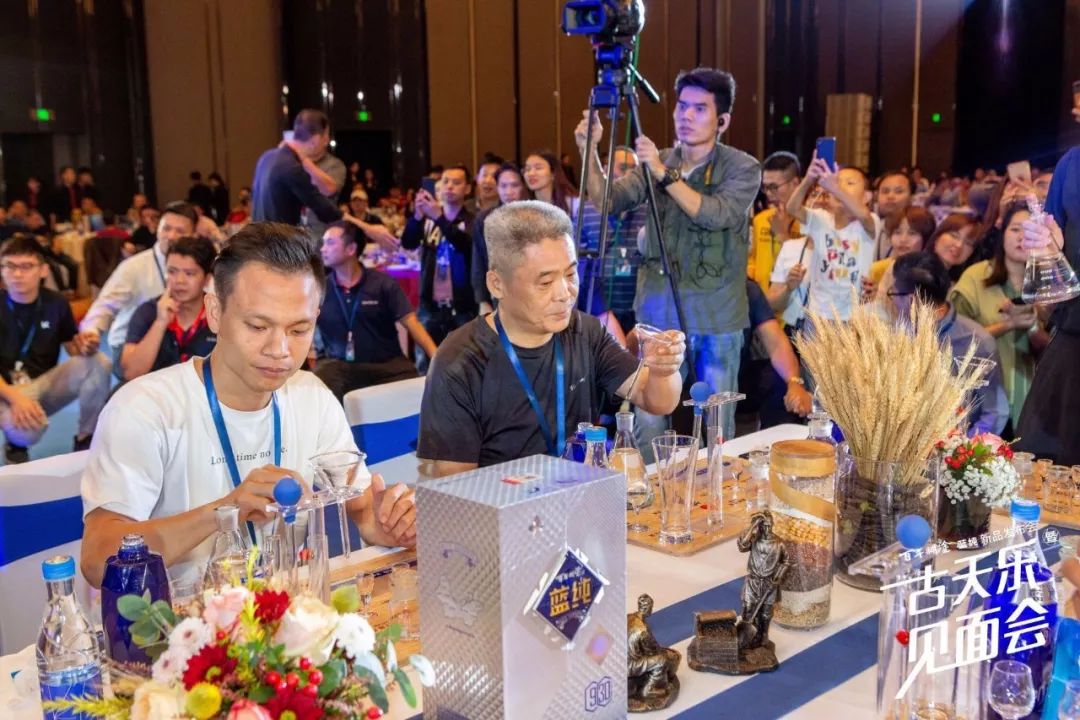 百年糊涂酒业_广东糊涂酒业有限公司_仁怀糊涂酒业招聘