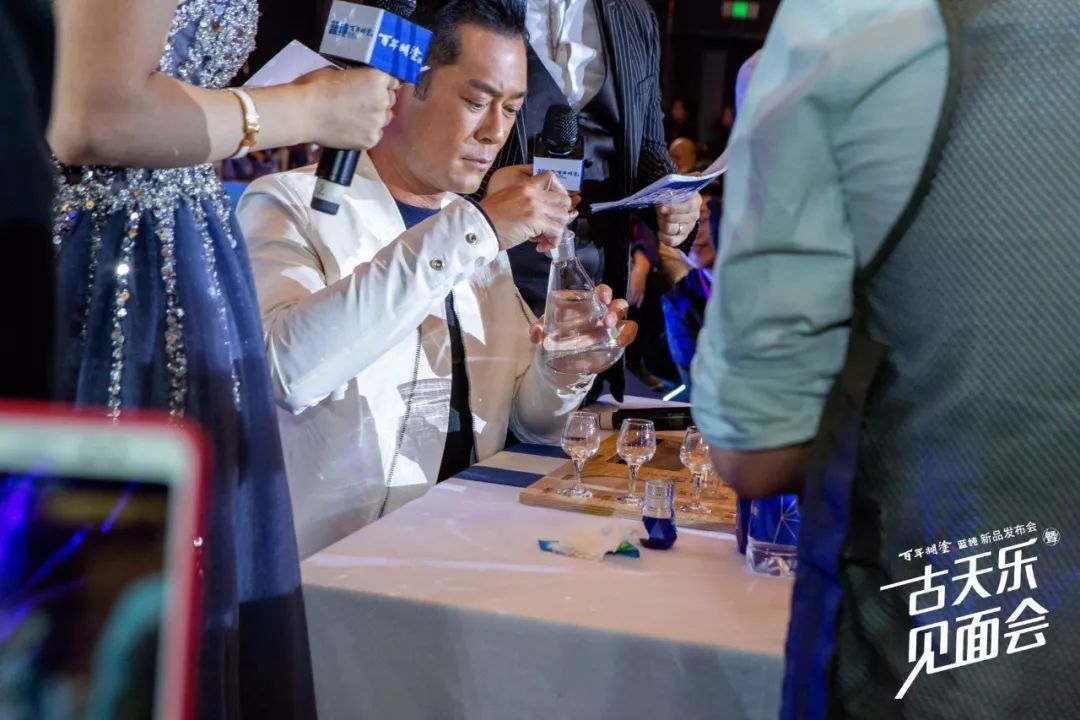 仁怀糊涂酒业招聘_广东糊涂酒业有限公司_百年糊涂酒业