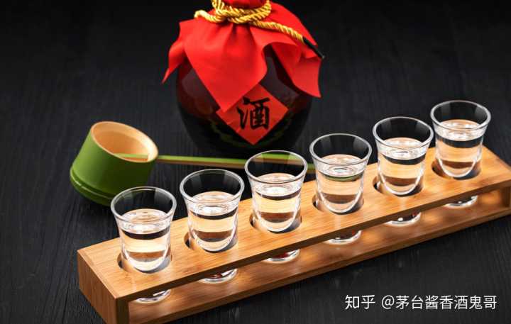 馥郁香型白酒标准_酒鬼酒馥郁香型白酒52度_湘泉馥郁香型白酒52度