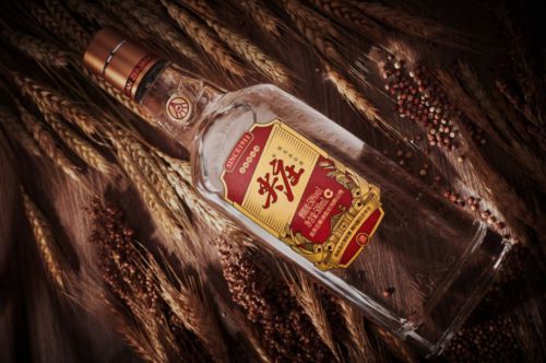 白酒检测标准总酸_白酒标签标识使用规范_白酒标签标准