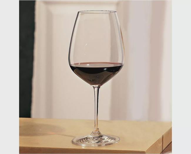 中西方酒文化相同点_婚神星和对方的宿命点相同星座_中西方文化相同英文