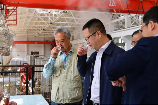 馥郁香型白酒 标准_馥郁香型白酒标准_酒鬼馥郁香型白酒