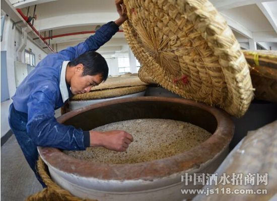宝丰酒是固态酿造么_四季竹酒酿造过程_酒酿造与酒文化