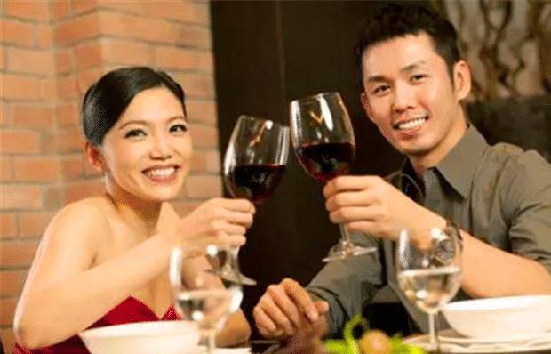 中国与西方酒文化_希腊和希伯来文化共同铸就了西方的思想和文化传统_两种文化西方心理学史