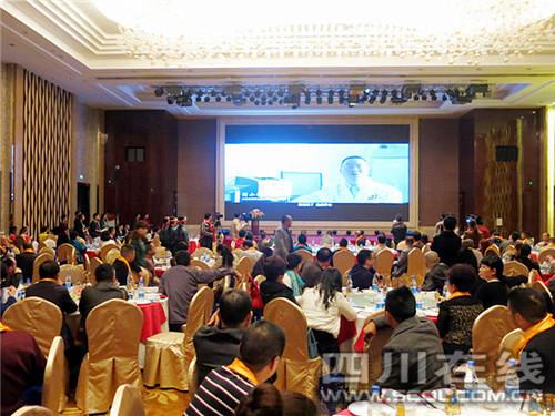 养生人群玛咖酒代理加盟_大梁酒庄品牌酒_养生酒品牌