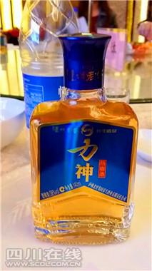 养生人群玛咖酒代理加盟_大梁酒庄品牌酒_养生酒品牌
