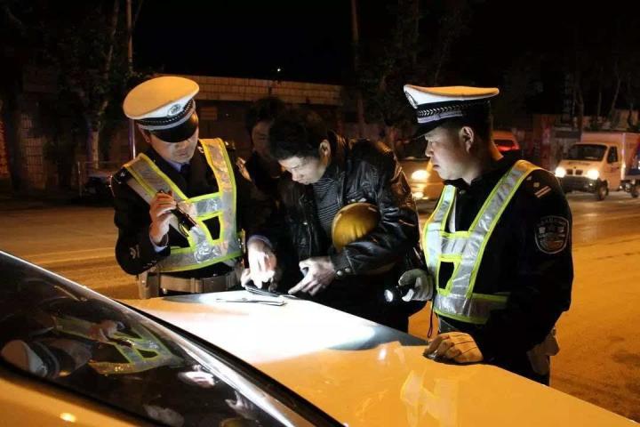 2015酒驾醉驾处罚标准最新规定_酒驾和醉驾处罚标准_酒驾标准是和多少的白酒