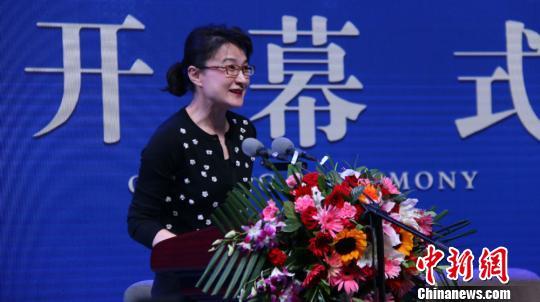 关于葡萄酒文化_十斤葡萄能酿多少酒_葡萄洗太干净了做酒怎么发酵