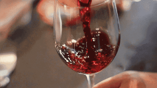 关于葡萄酒文化_朗格斯酒庄2007年份黑山伯爵干红葡萄酒价格_葡萄洗太干净了做酒怎么发酵