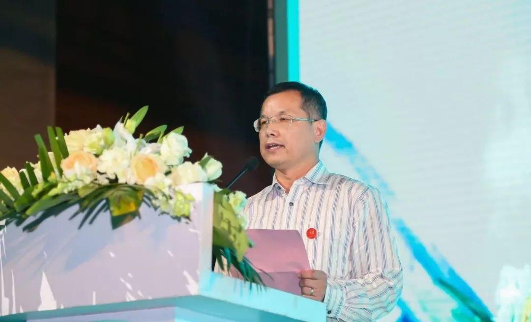 江西四特酒有限责任公司 市场部 经理_四特酒有限责任公司怎么样_江西四特酒价格表及图片欣赏