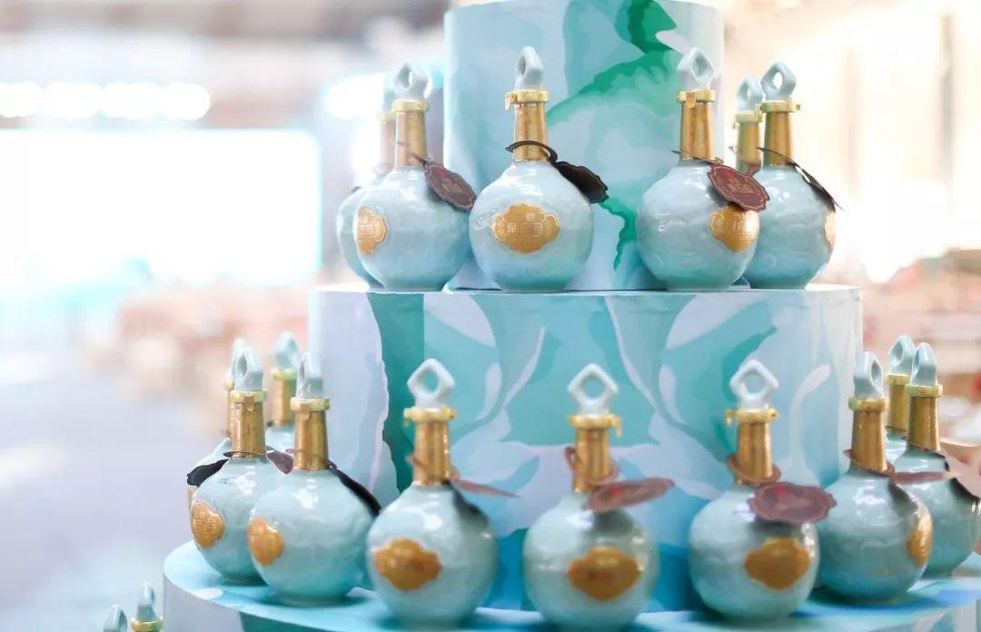 江西四特酒有限责任公司 市场部 经理_江西四特酒价格表及图片欣赏_四特酒有限责任公司怎么样