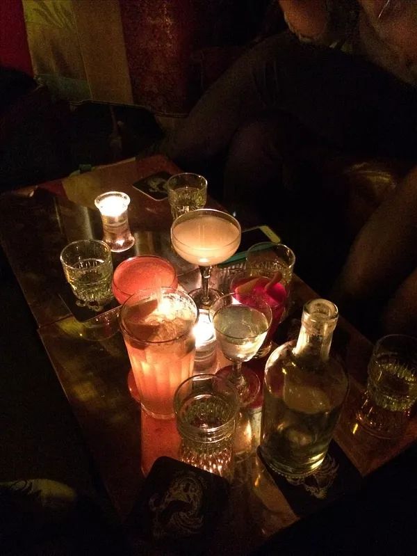 酒吧酒文化_黄酒文化酒吧_文化创意酒吧