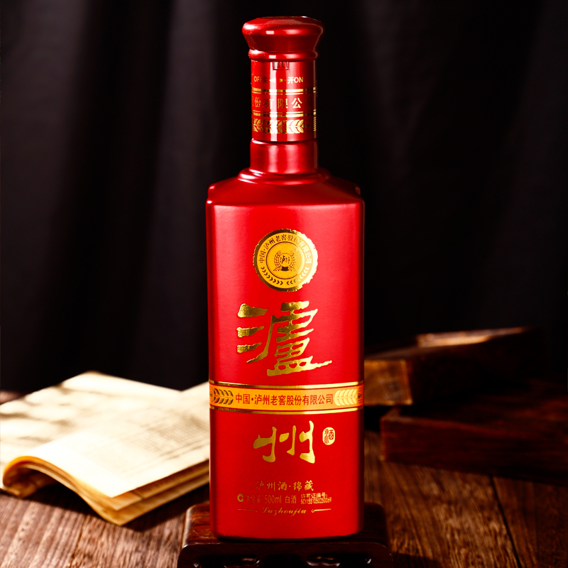 泸州长窖酒业文艺酒_徐州华夏酒业酒免检_华夏酒报报道安丘春开窖酒业公司报道