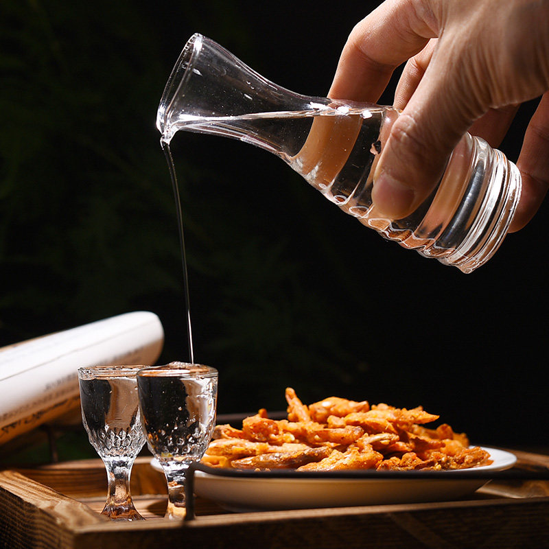 白酒为什么要勾兑_白酒勾兑用水标准_找白酒勾兑师