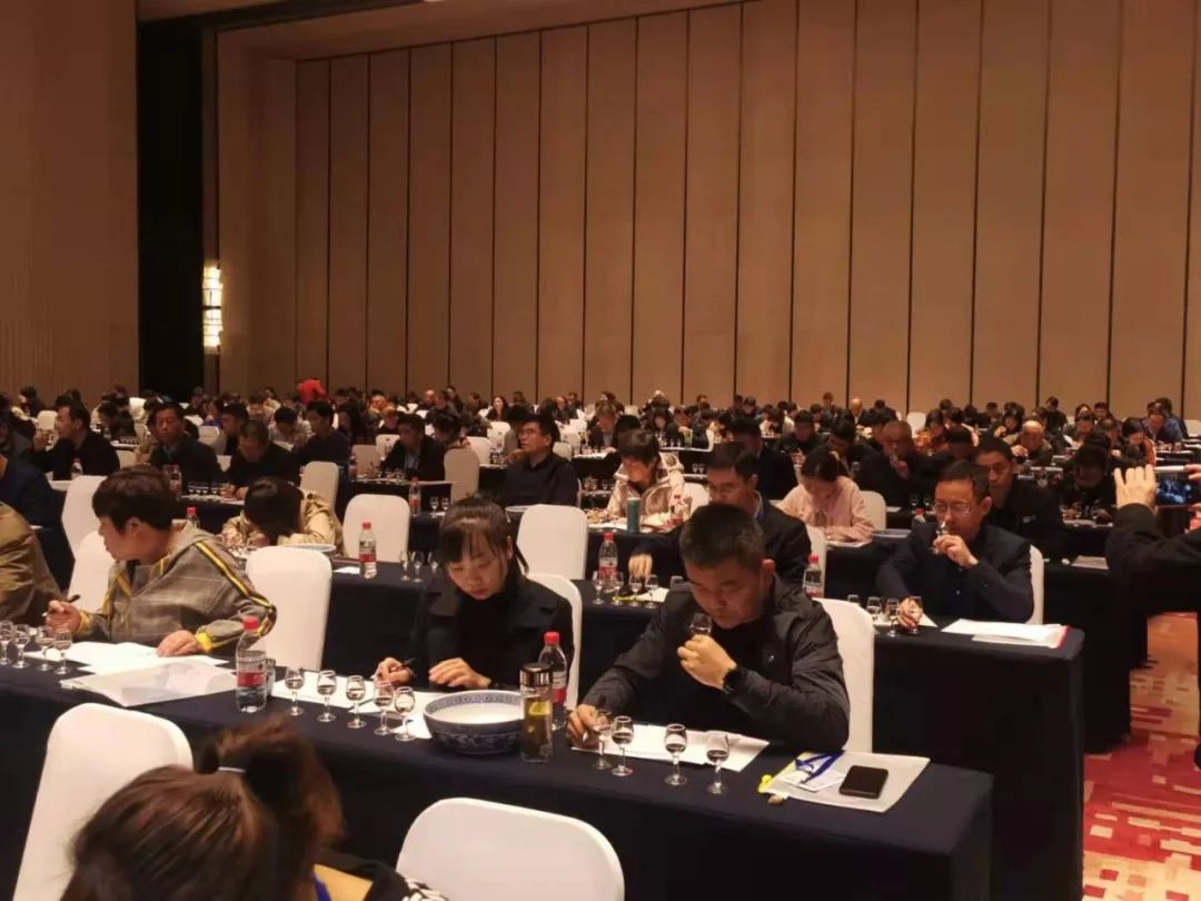 食品感官鉴评有哪些方面的应用_标准样品 标准物质_白酒评委感官尝评标准样品2000瓶