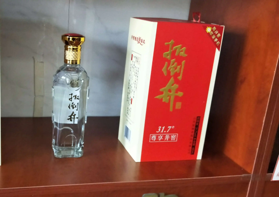 勾兑白酒技术_酒精勾兑白酒配方_白酒勾兑标准