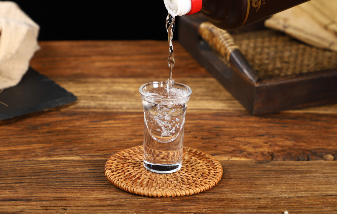 酒精勾兑白酒配方_白酒勾兑标准_勾兑白酒技术