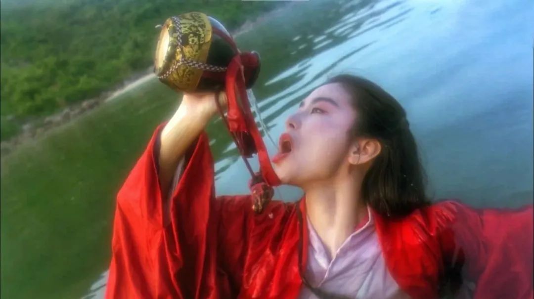 西方钢琴文化_西方政治制度的文化根基_西方酒文化