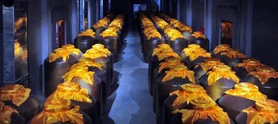 间谍历史阴影下的神秘职业与\\幕后\\文化_酒文化历史_河南三门峡发展水平 经济 历史 文化